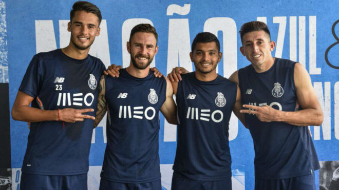 jugadores mexicanos FC Porto