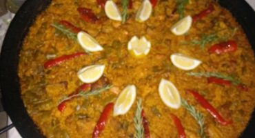 Paella en Escuela de Fútbol en España paella escuela