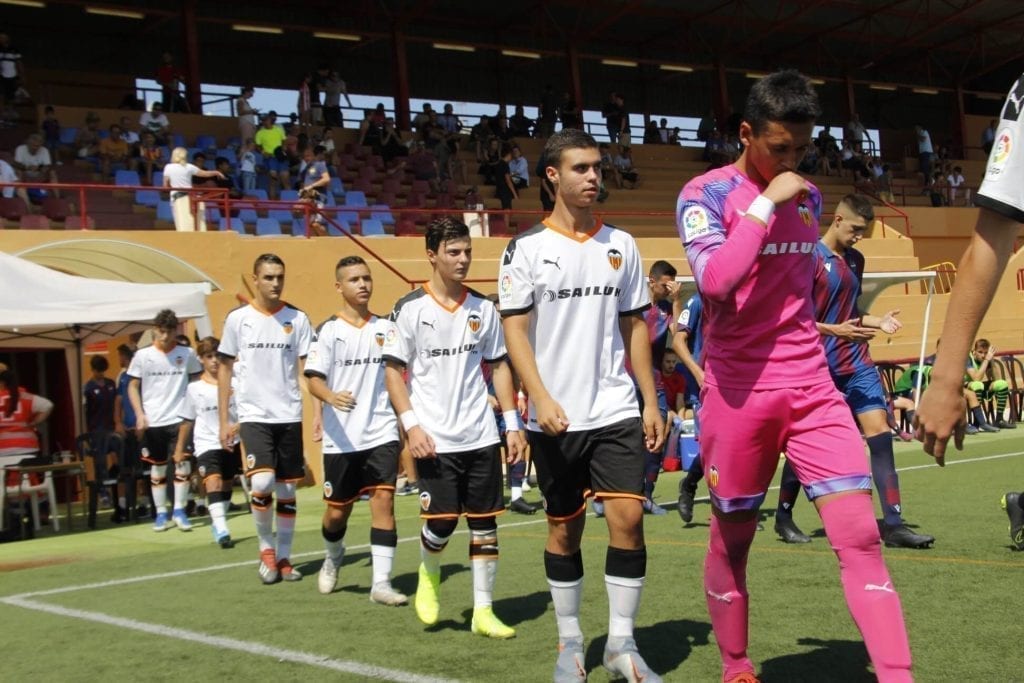 El Valencia se clasifica para las semifinales del torneo de fútbol