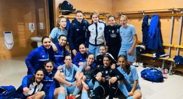 equipo femenino equipo femenino fútbol Dragon Force