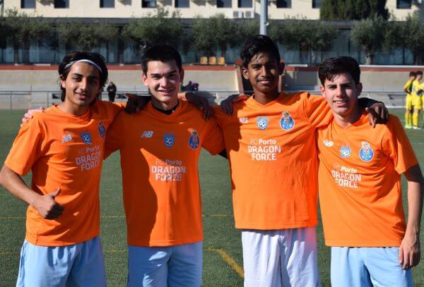 Curso de Entrenamiento en Fútbol Juvenil, Semi Profesional y Profesional