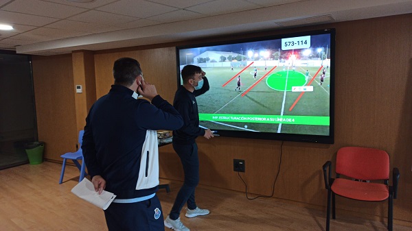 ZONE D'ANALYSE DU CENTRE DE HAUTE PERFORMANCE SOCCER INTER-ACTION