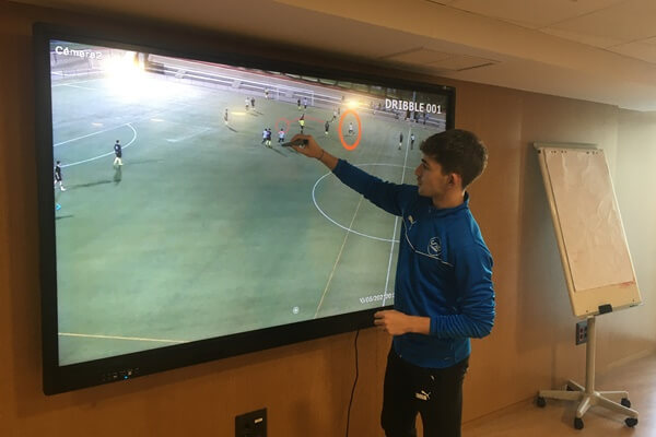 Daniel Farkas jugador chileno en SIA Academy España