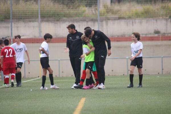 EDUCACIÓN Y FÚTBOL VAN DE LA MANO