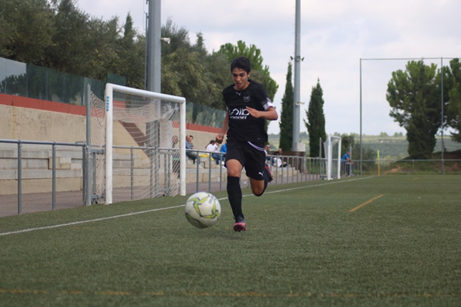 jugador academia de fútbol mexicano