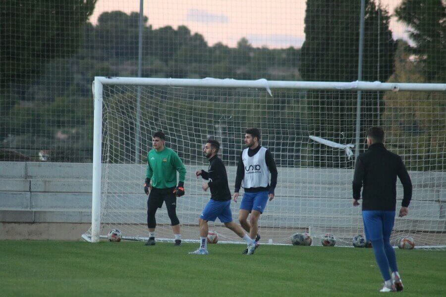 nuevo portero en el primer equipo de SIA Academy