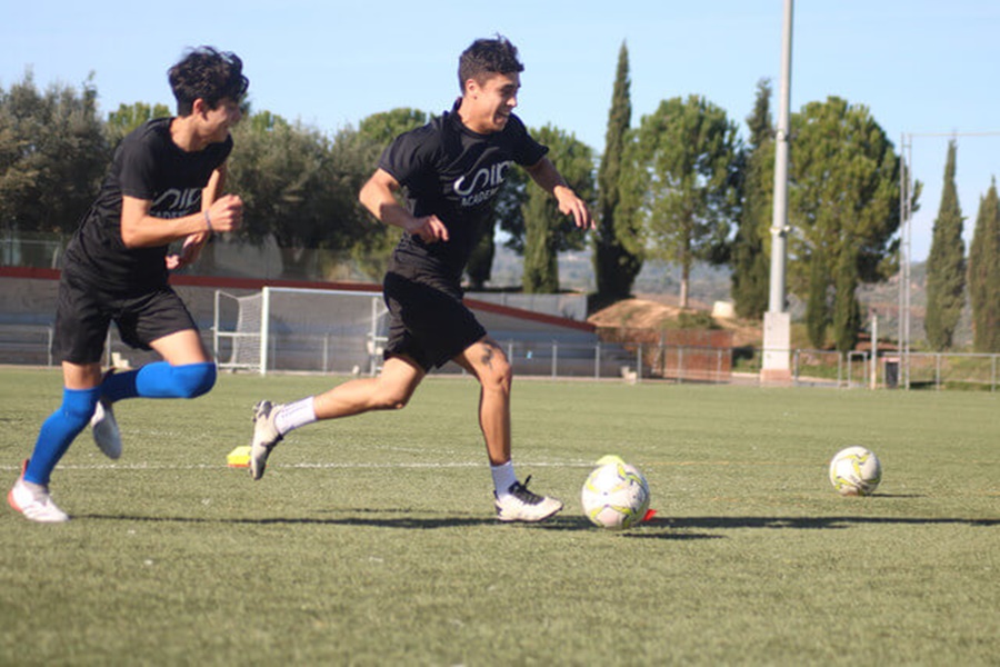 <strong>EL MEJOR CAMPUS DE FÚTBOL EN ESPAÑA</strong>