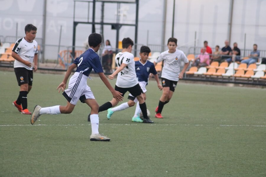 <strong>DÓNDE HACER UN STAGE DE FÚTBOL EN ESPAÑA</strong>