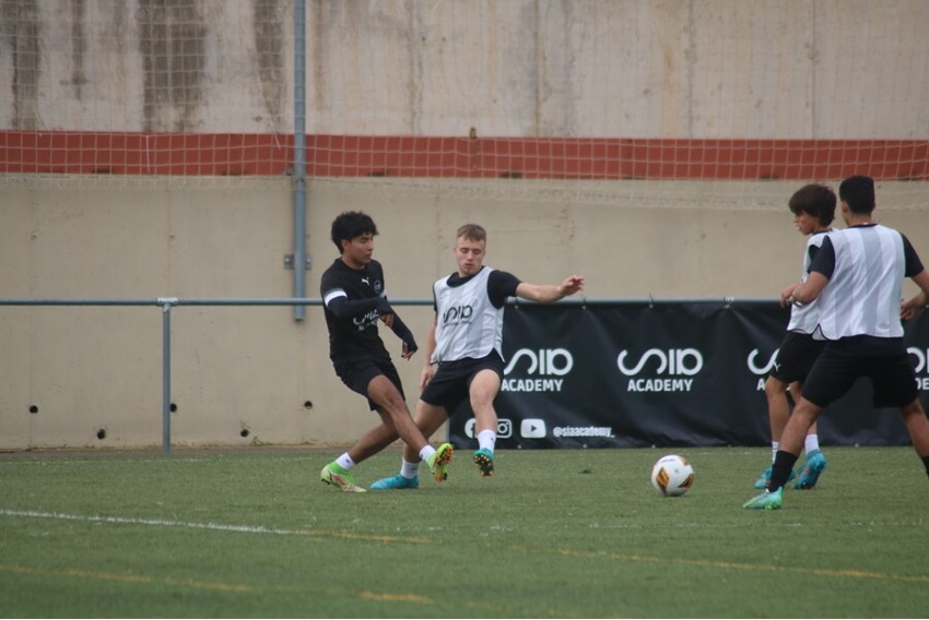 ¿QUÉ HACE UN FUTBOLISTA?