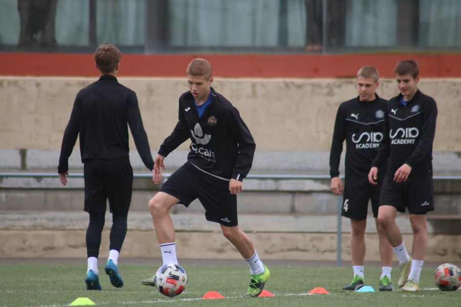 CÓMO ENTRENAR LA VELOCIDAD EN EL FÚTBOL