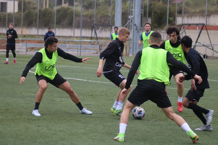 CÓMO ENTRENAR LA VELOCIDAD EN EL FÚTBOL