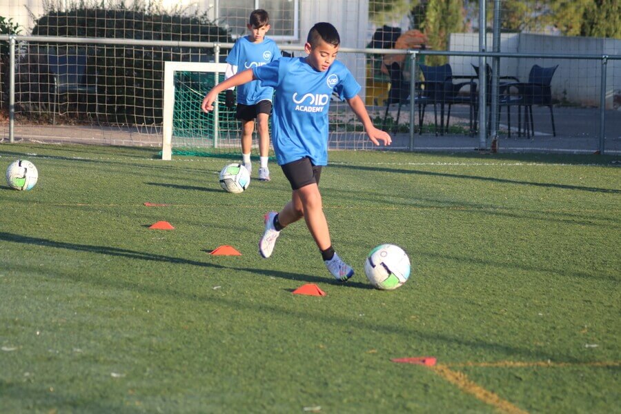 JUGADORES ISRAELÍS REALIZAN UN CLINIC EN SIA ACADEMY