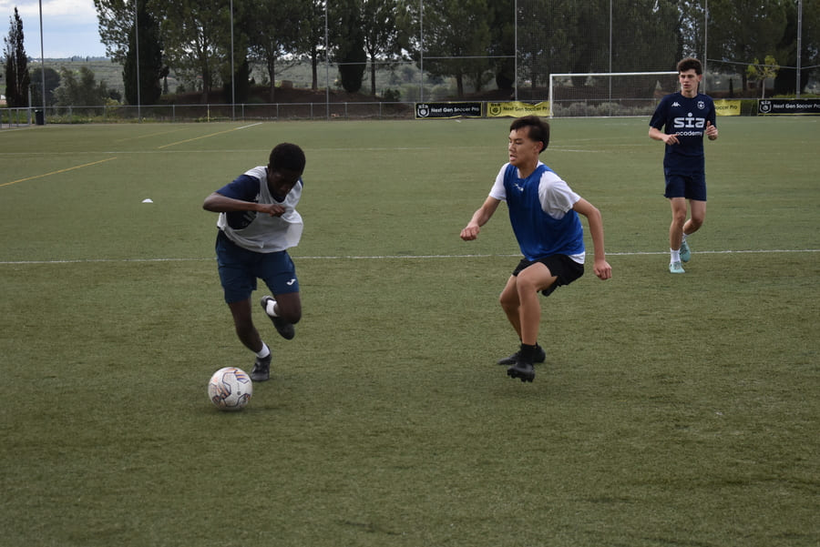 ¿Qué buscan los clubes de un futbolista joven?