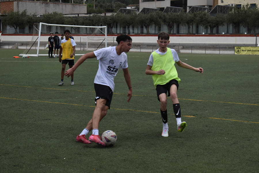 La importancia del primer toque en el fútbol.
