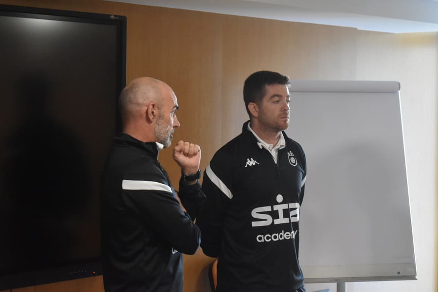 Overcoming the fear of failure in football: playing unchained, learning without fear.