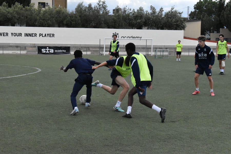 Off-the-ball movement: the key to intelligent football.