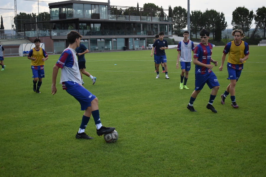 Movilidad sin balón: la clave del fútbol inteligente.