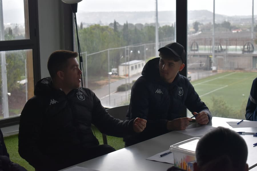 El valor del fútbol como herramienta educativa: top 6 de sus aportaciones a la educación.