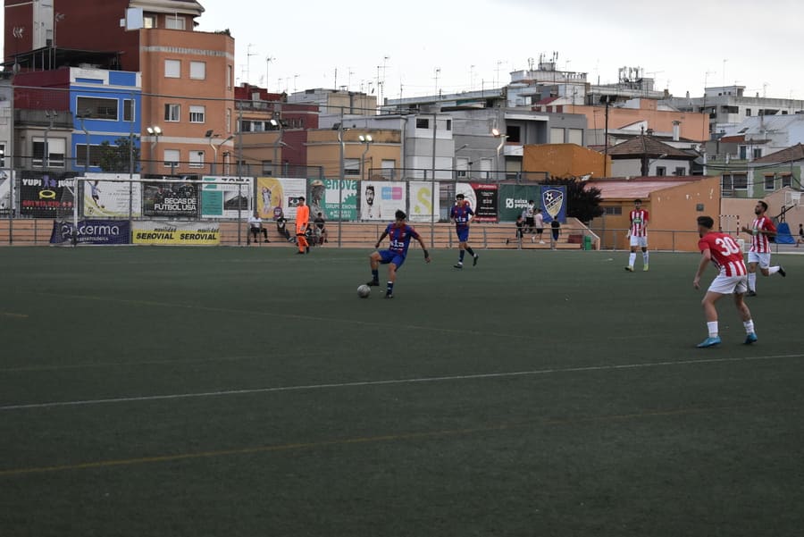 ¿Qué es un enganche en el fútbol? Aquí tienes 5 consejos clave para usar esta posición como un profesional.
