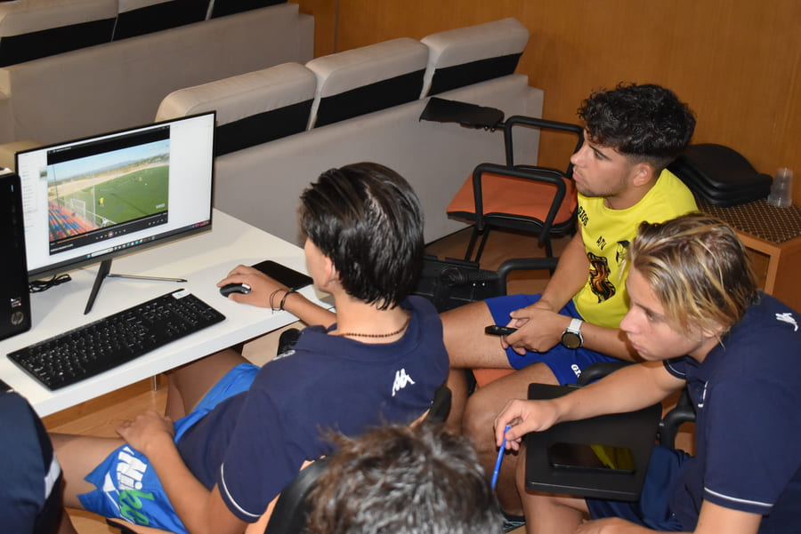 La preparación táctica en el fútbol y su aplicación en el alto rendimiento.