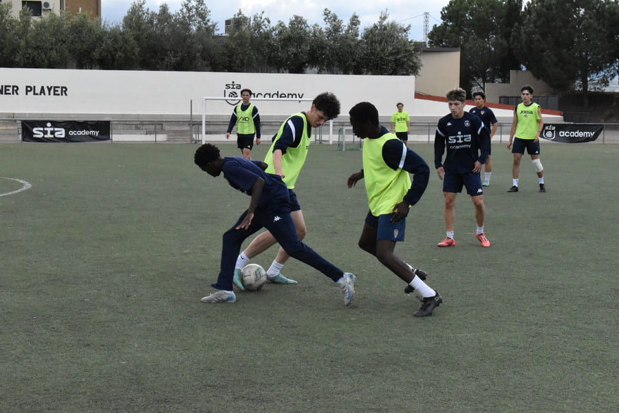 Flexibility in football and its role in injury prevention.