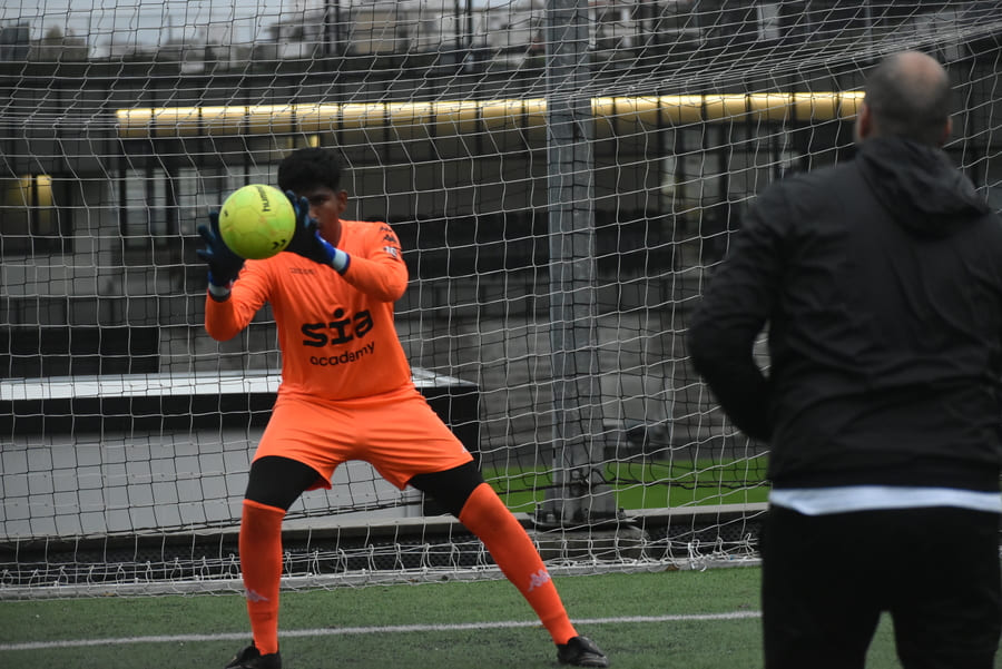 Cómo establecer objetivos semanales que realmente te hagan mejorar como jugador.