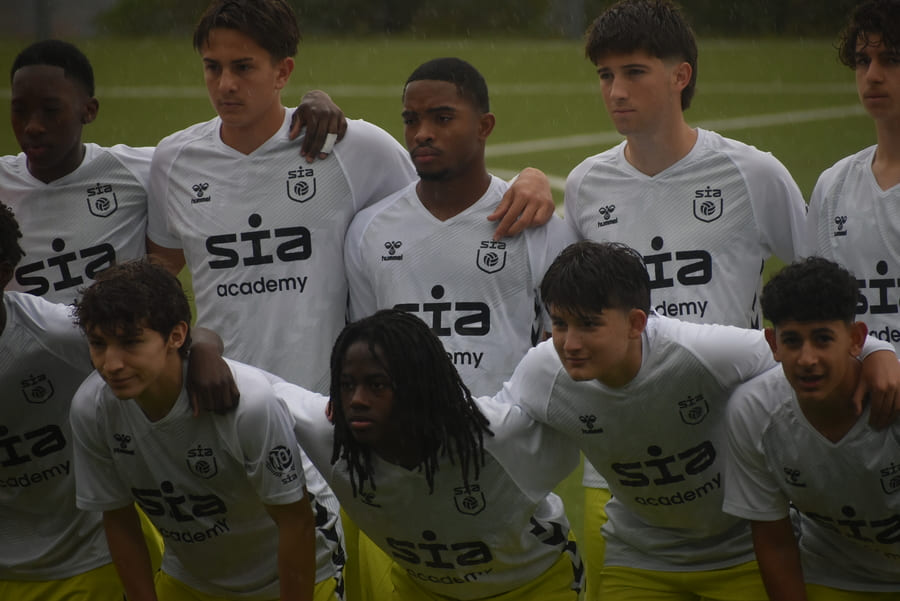 Top 6 hábitos mentales que distinguen a los futbolistas de élite.