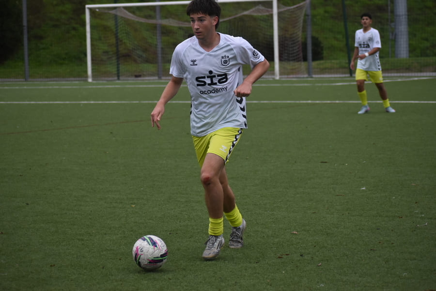 Nutrición pre y post entrenamiento: ejemplos prácticos para el fútbol.