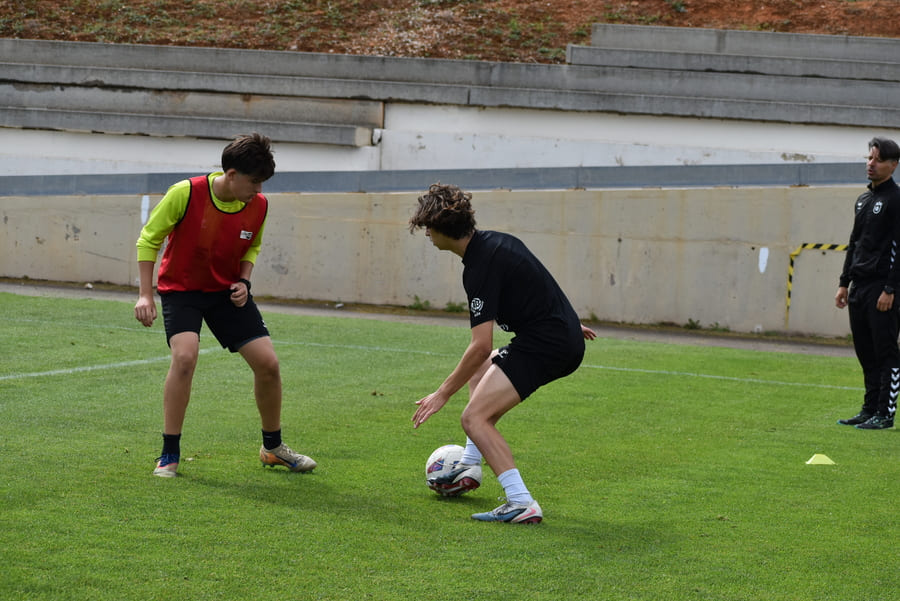 Cómo mejorar la eficacia en el área rival en el fútbol.