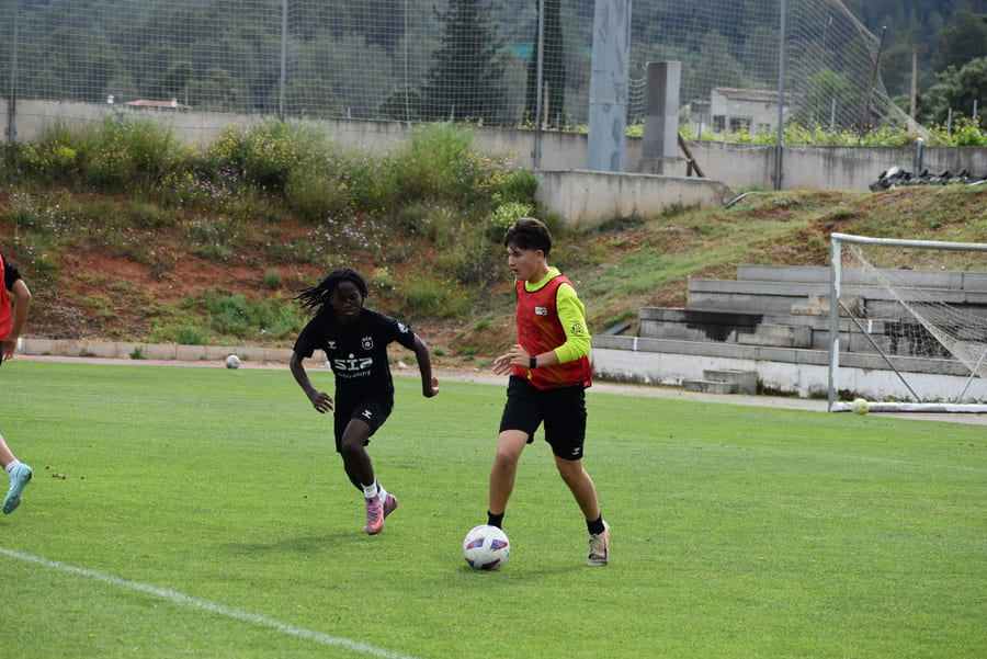 How to improve efficacy when reaching the opponent’s penalty area in football.
