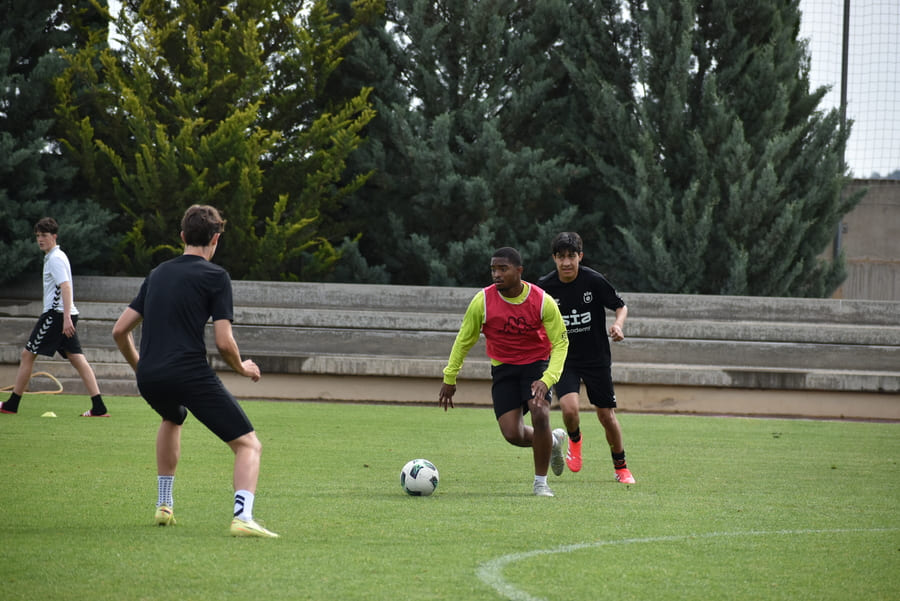 How a footballer adapts to a high-performance environment.