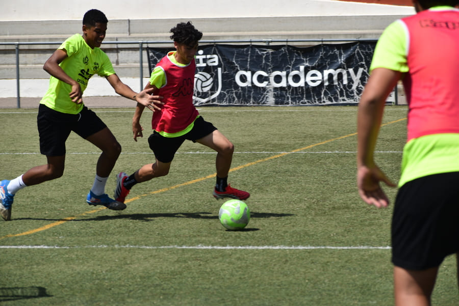 Why creative players also need mental structure in football.